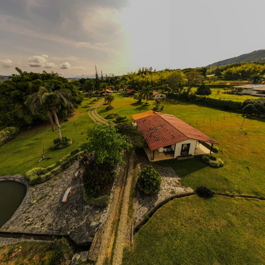 Casa Club Campestre Provenza (14 Personas)